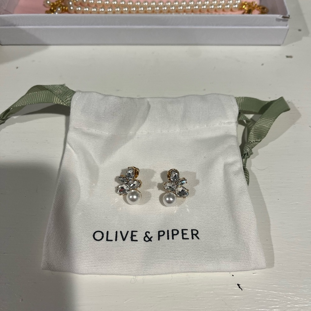 Olive & Piper Remi Studs
Gold and Pearl Crystal Earrings